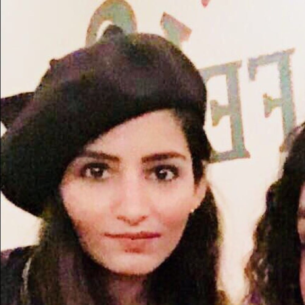 Meet your Posher, Somya